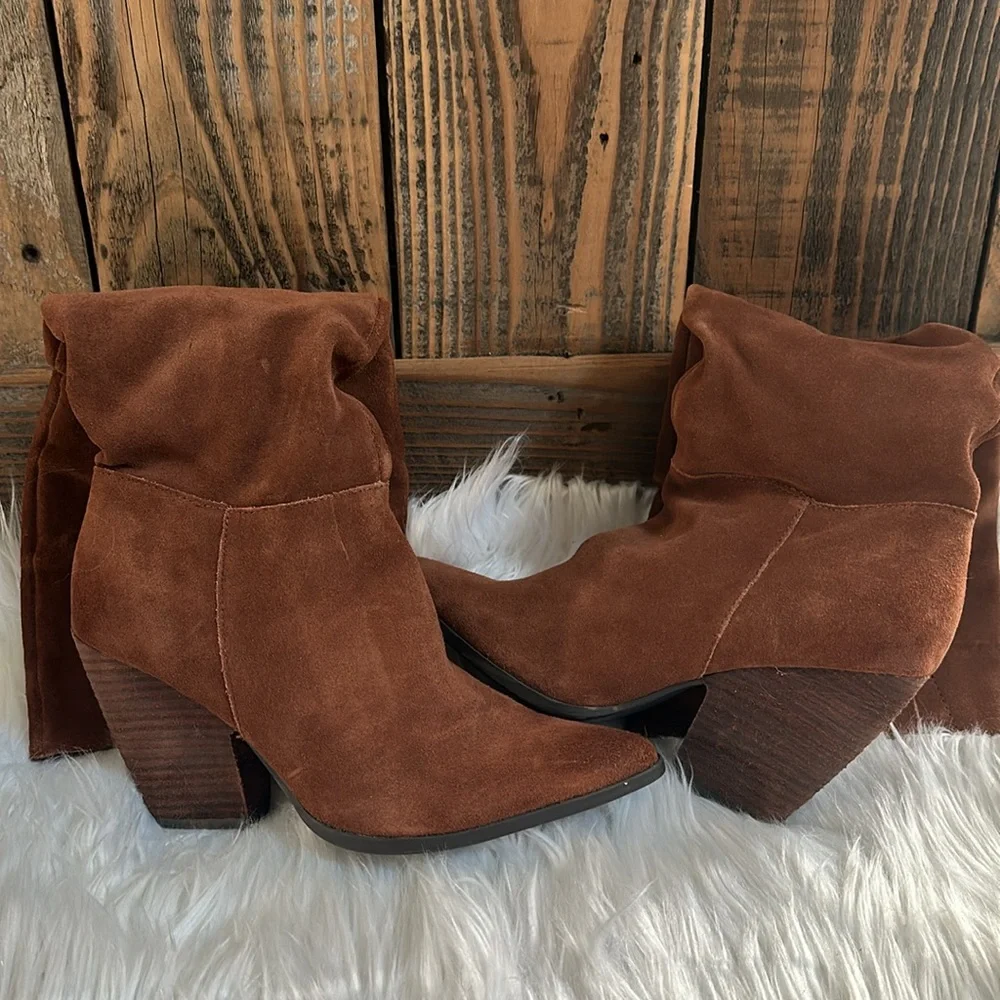 NEW Charles by Charles David Nexus Boots - Picture 3 of 5